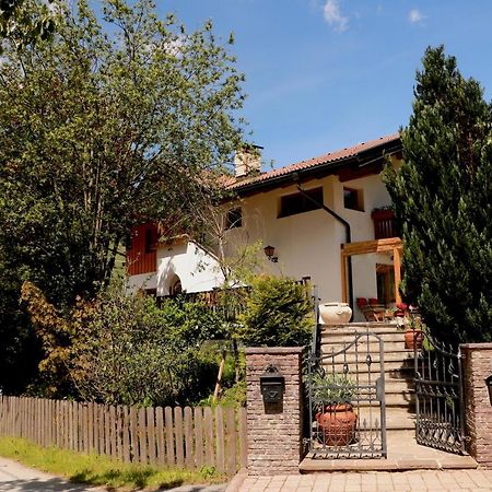 راسيني B&B Fruehlingsheim المظهر الخارجي الصورة